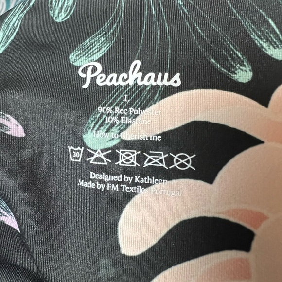 Peachaus L sports bra with beautiful print brand new - Picture 5 of 5